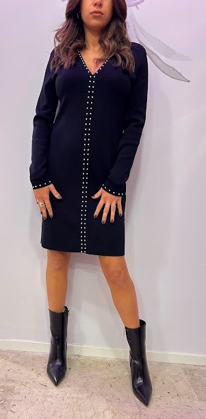 VESTITO CORTO SCOLLO V CON BORCHIE