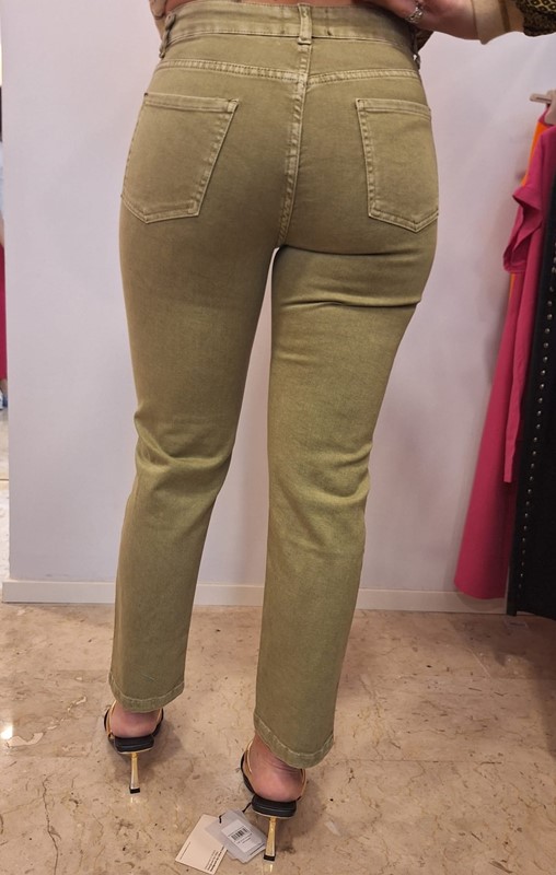 PANTALONE MODELLO MOM FIT