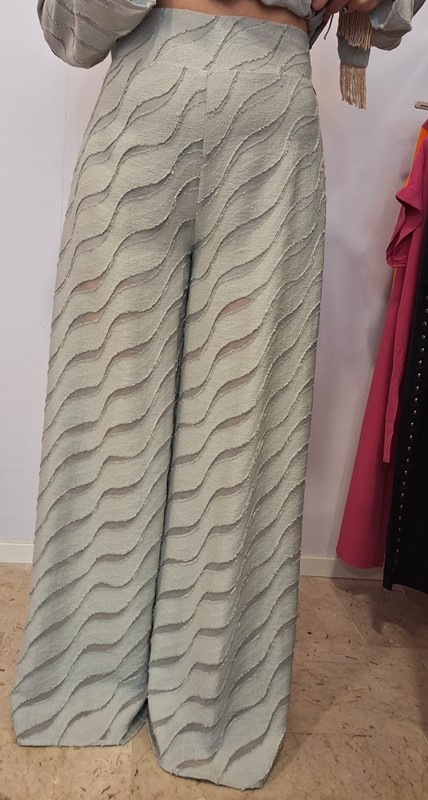 PANTALONE DETTAGLI TRASPARENTI