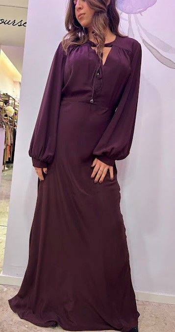 ABITO LUNGO LACCETTO COLLO