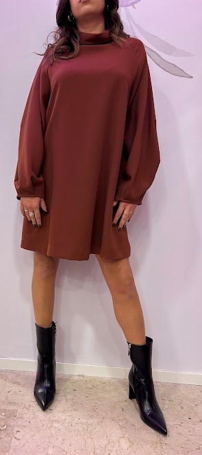 ABITO COLLO ALTO MANICA PALLONCINO