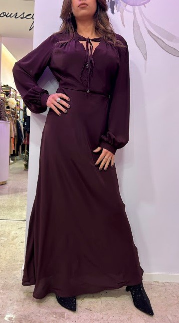 ABITO LUNGO LACCETTO COLLO