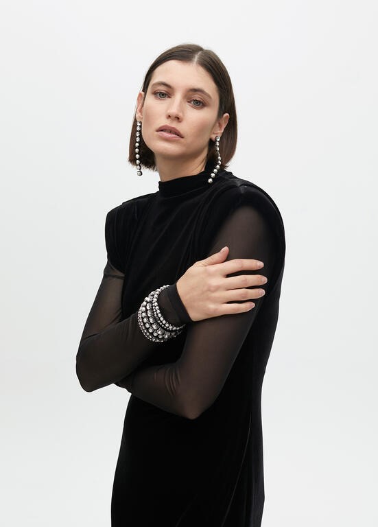 VESTITO LUNGO DI VELLUTO CON MANICHE TRASPARENTI