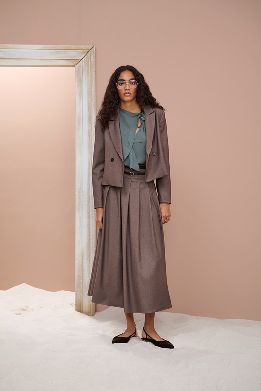 GIACCA CORTA CON BOTTONBI