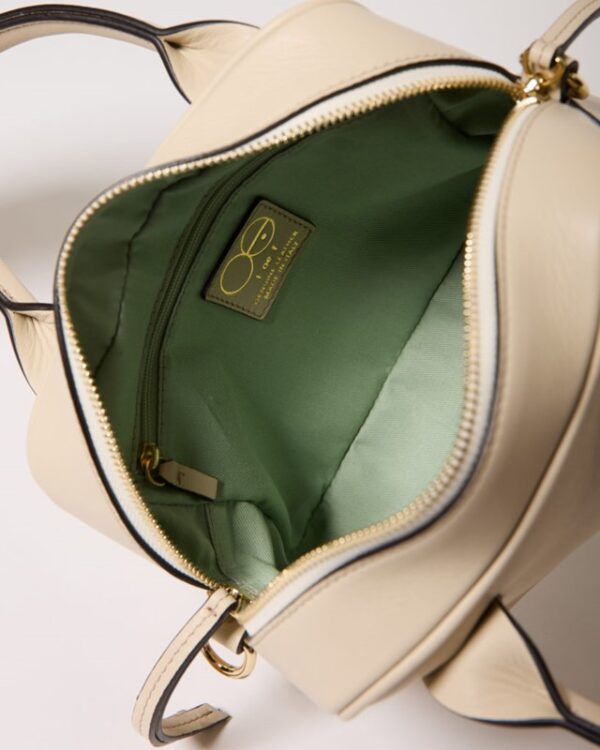 BAULETTO PELLE MARTELLATA CON TRACOLLA