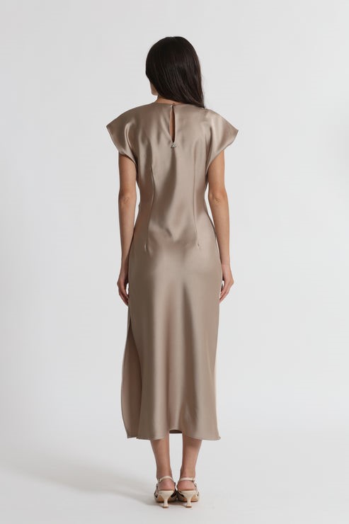 ABITO MANICHE CORTE EFFETTO RASO