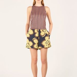 SHORT CON VITA MEDIA ELASTICIZZATA. TASCHE LATERALI.