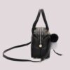 BORSA A BAULETTO CON DETTAGLIO APPESO