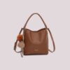 BORSA A SECCHIELLO CON DETTAGLIO APPESO