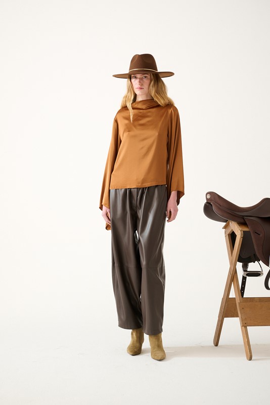 BLUSA VISCOSA MANICA PIPISTRELLO